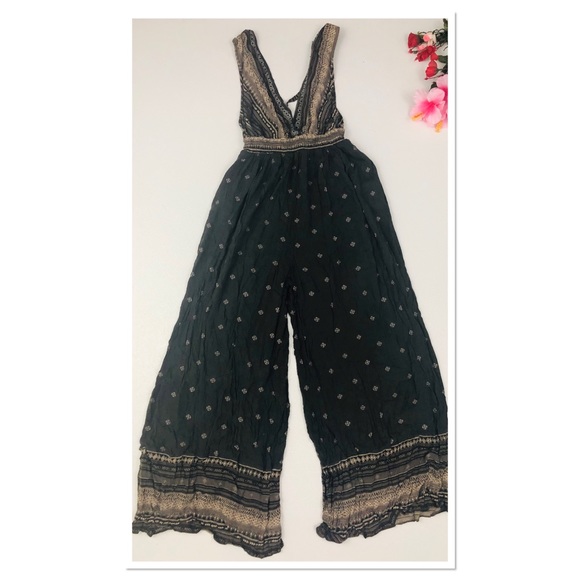 ❌SOLD❌ Free People Boho Wide Leg Jumpsuit Romper - Picture 3 of 8